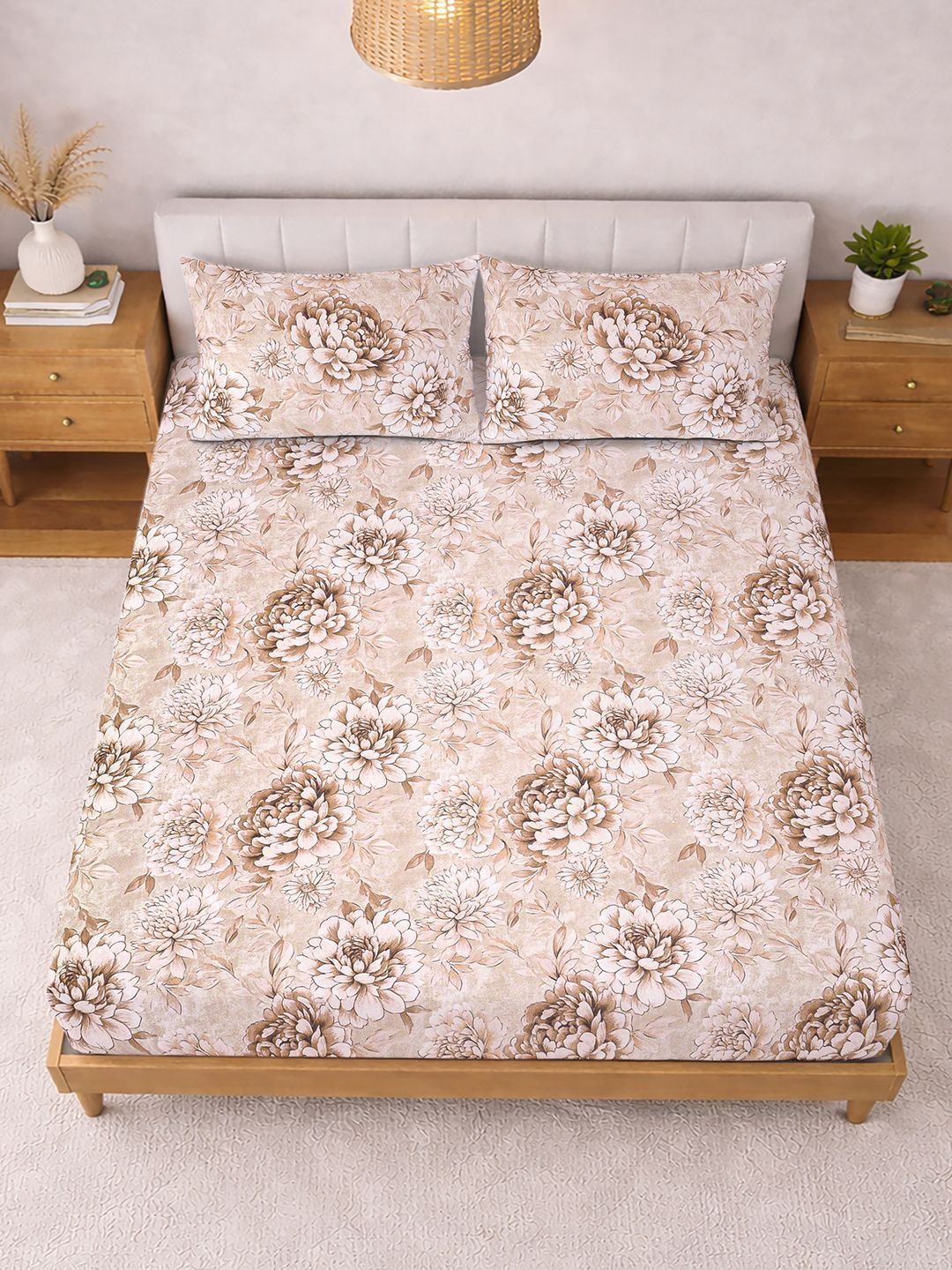 KLOTTHE Beige Floral  300 TC Super King Fine Bedsheets