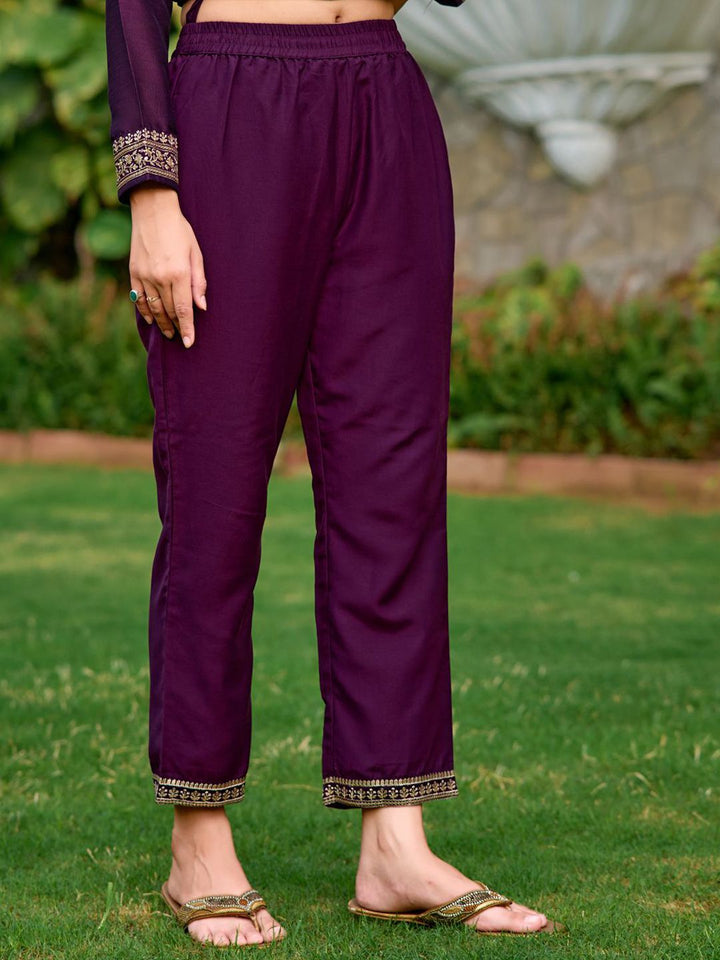Kalini Floral bersulam kurta lurus dengan seluar & dupatta