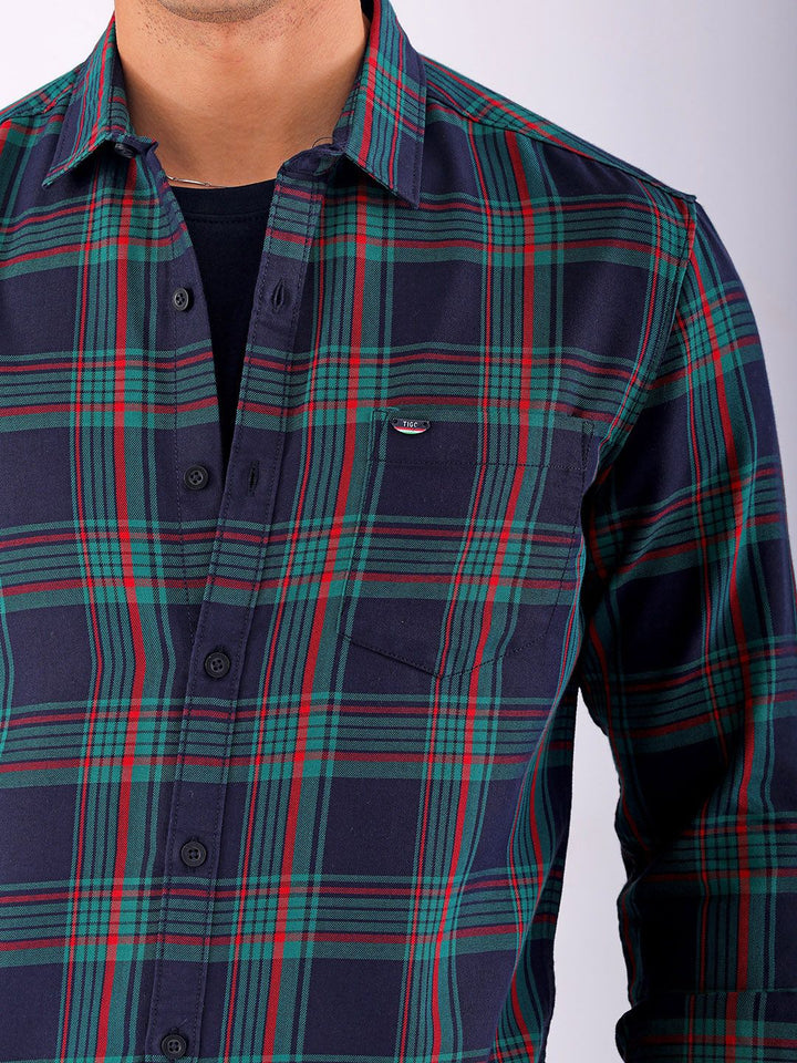 The Indian Garage Co Men Spread Collar Tartan Checked Cotton Slim Fit Casual Shirt