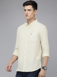 THE BEAR HOUSE Striped Spread Collar Slim Fit Opaque Casual Shirt