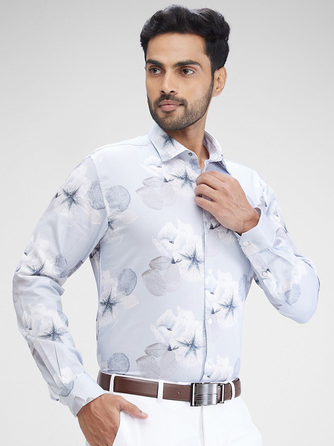 Park Avenue Floral Printed Cutaway Collar Curved Cotton Slim Fit Formal Shirt