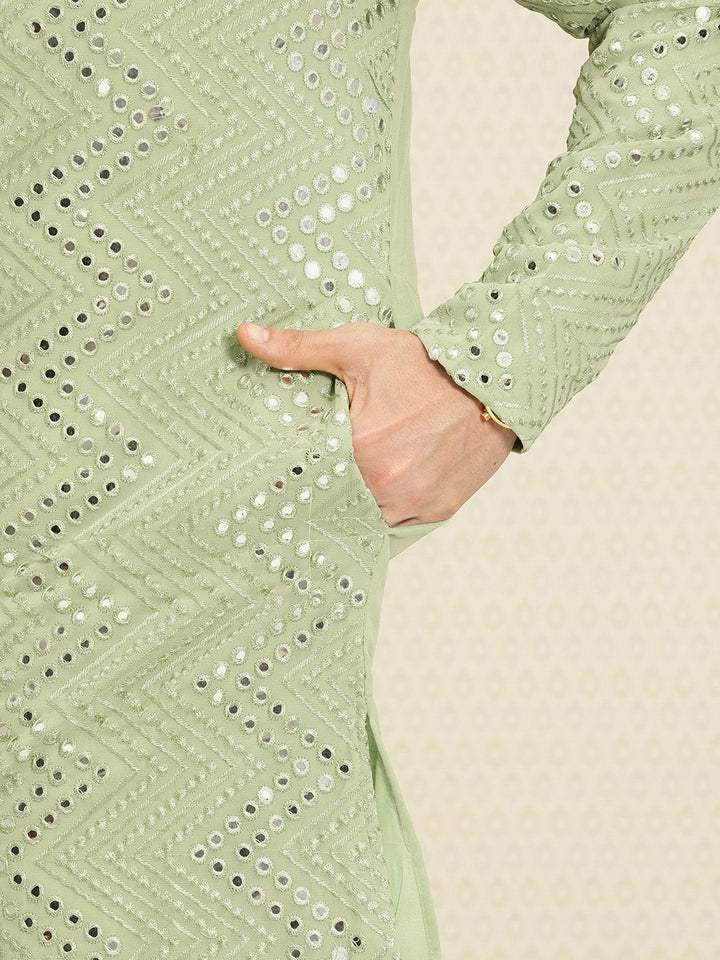 House of Pataudi Men Green Embellished Mirror Work Jashn Kurta