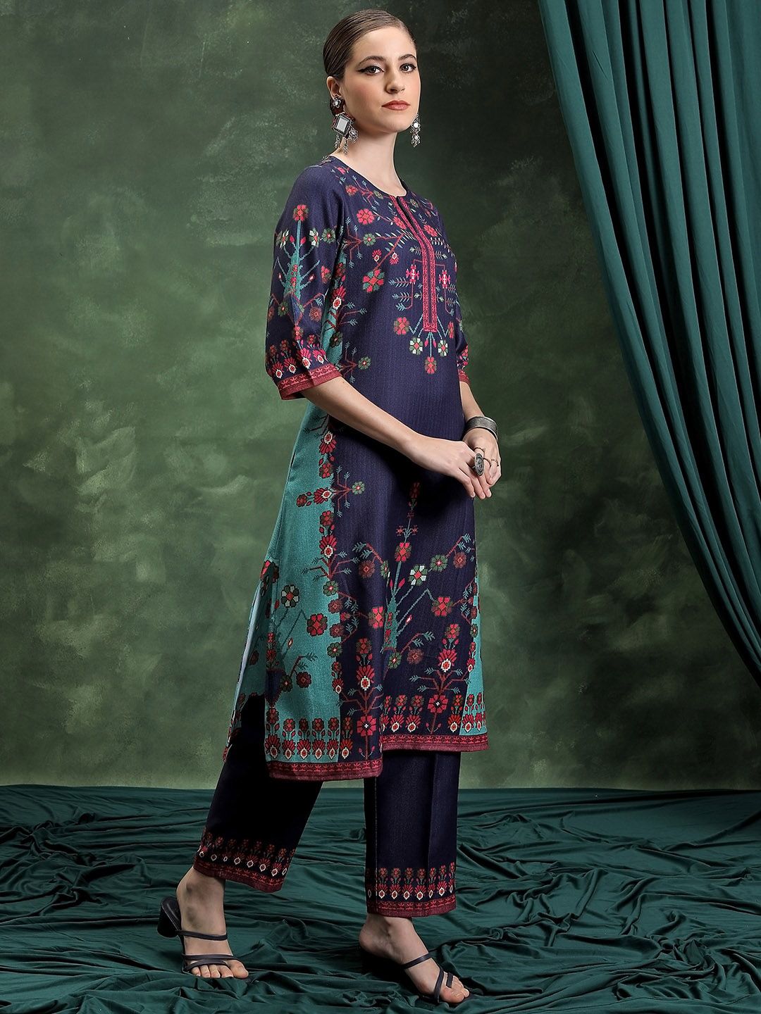 Vishudh Floral Printed Regular Kurta with Palazzos