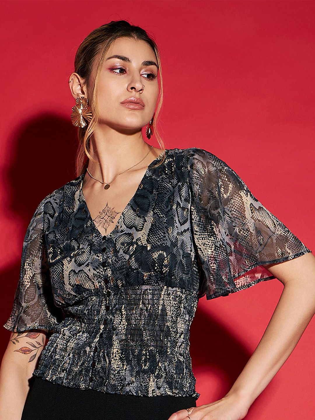 SASSAFRAS Grey Printed Bell Sleeve Smocked Georgette Top
