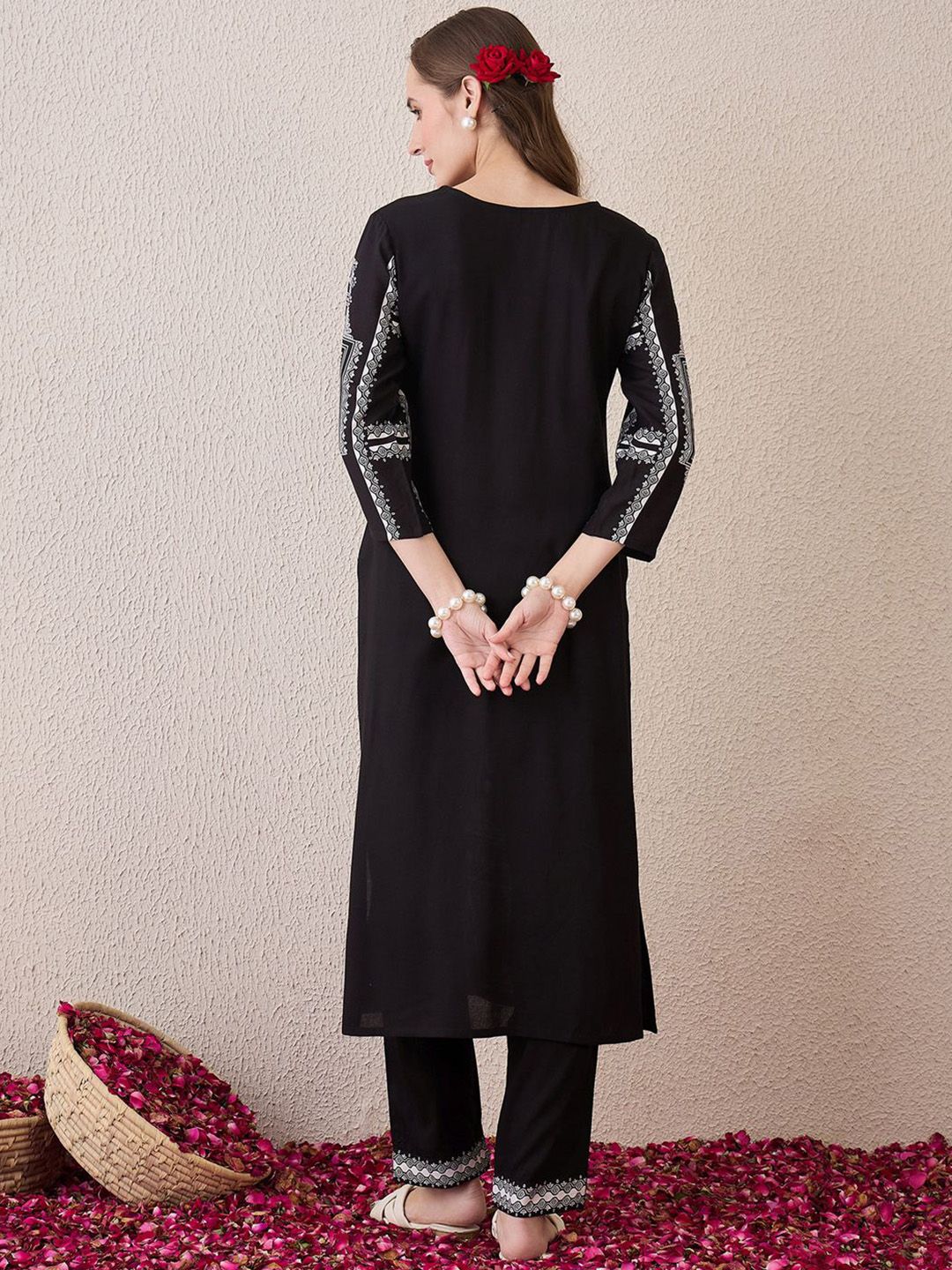 Indo Era Floral Printed Round Neck Pure Cotton Straight Kurta With Trousers