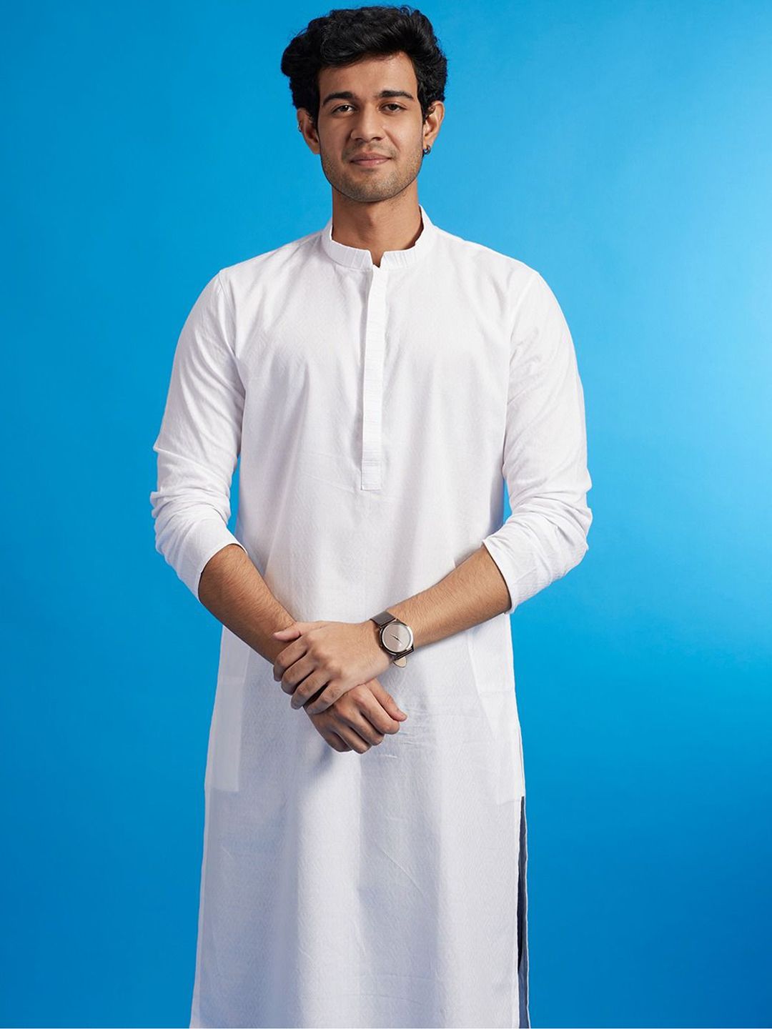 Diwas by Manyavar Geometric Woven Design Mandarin Collar Cotton Straight Kurta