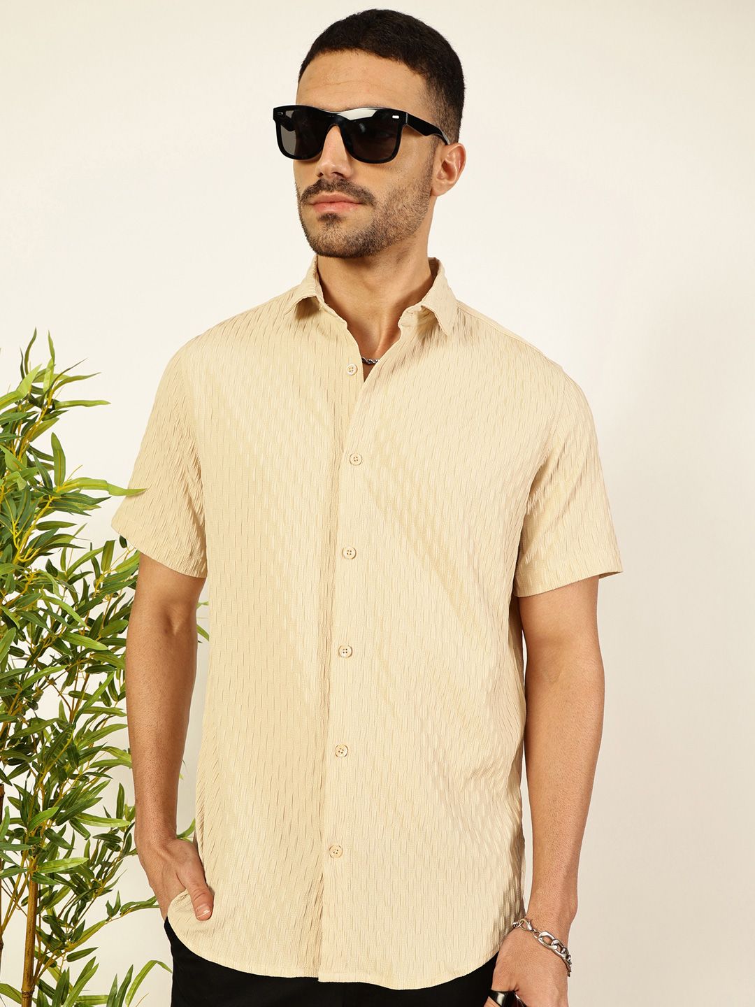 Thomas Scott Men Premium Spread Collar Popcorn Texture Casual Shirt