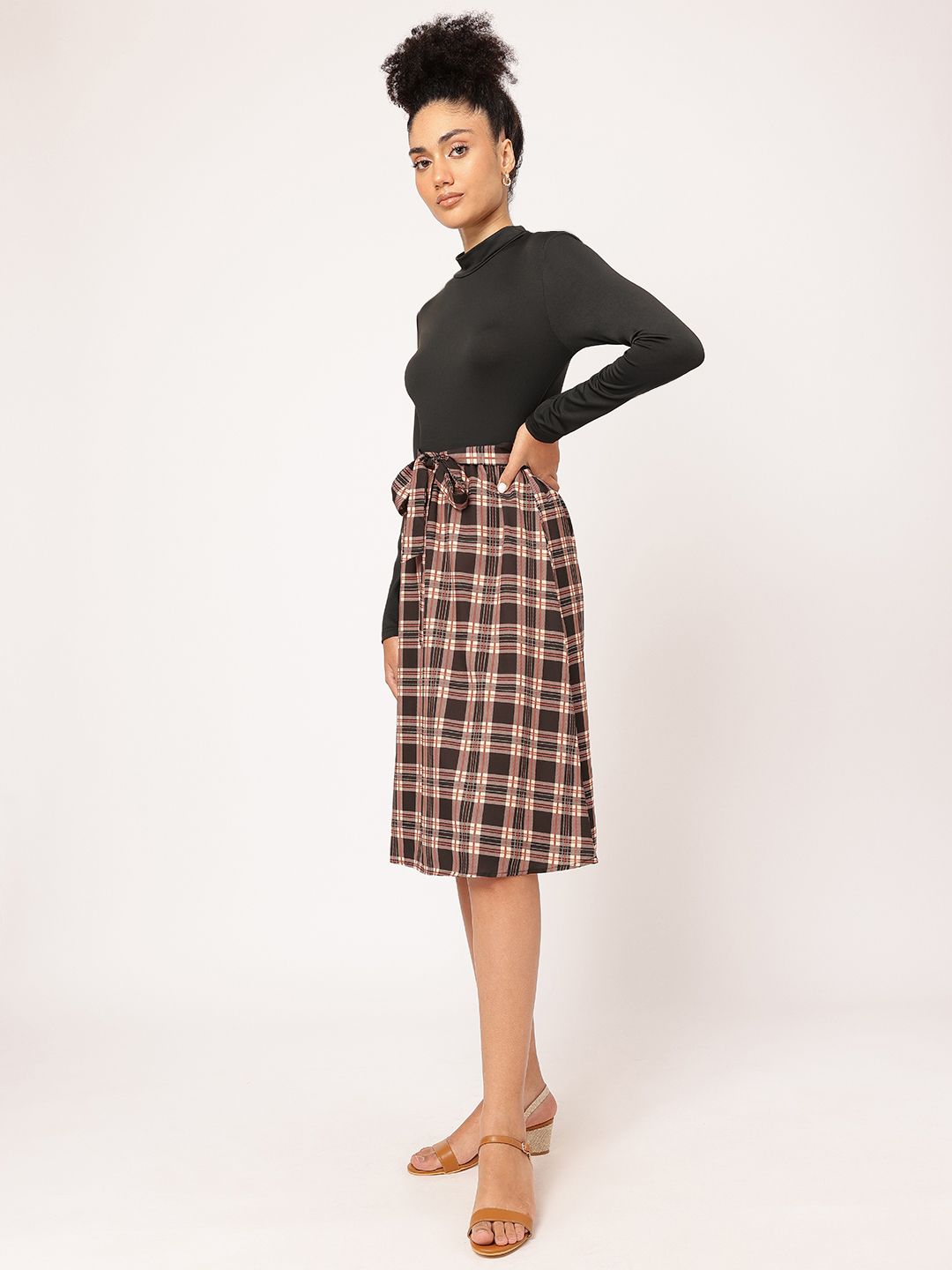DressBerry 2000s Throwback Checked A-Line Dress with Belt