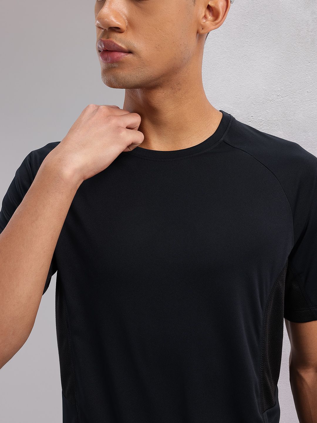 HRX by Hrithik Roshan Men Training  T-shirt