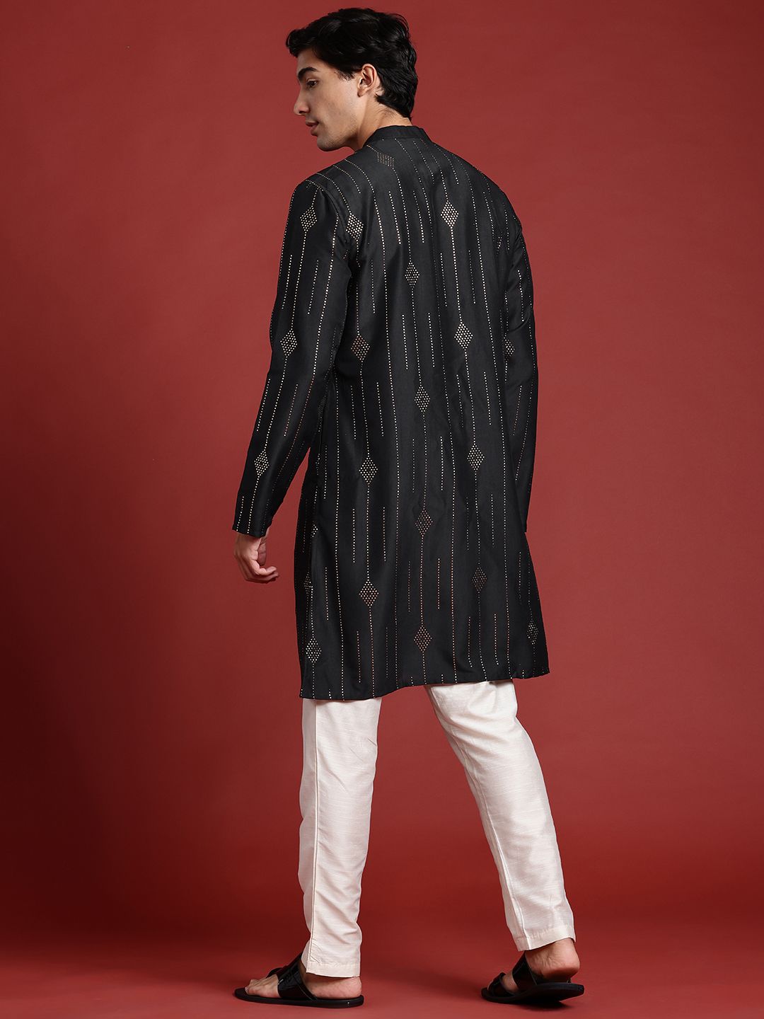 Anouk Embellished Mukaish Kurta