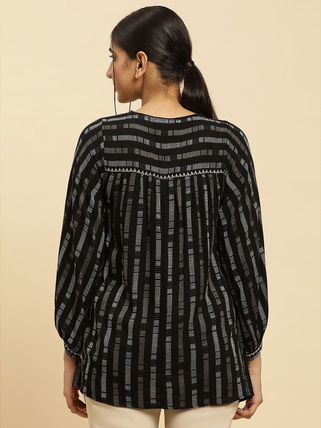 W Black Geometric Printed Puff Sleeve Kurti