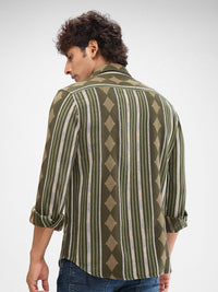 SPYKAR Men Slim Fit Opaque Striped Casual Shirt