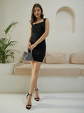 Berrylush Black Sweetheart Neck Shoulder Straps Bodycon Mini Dress