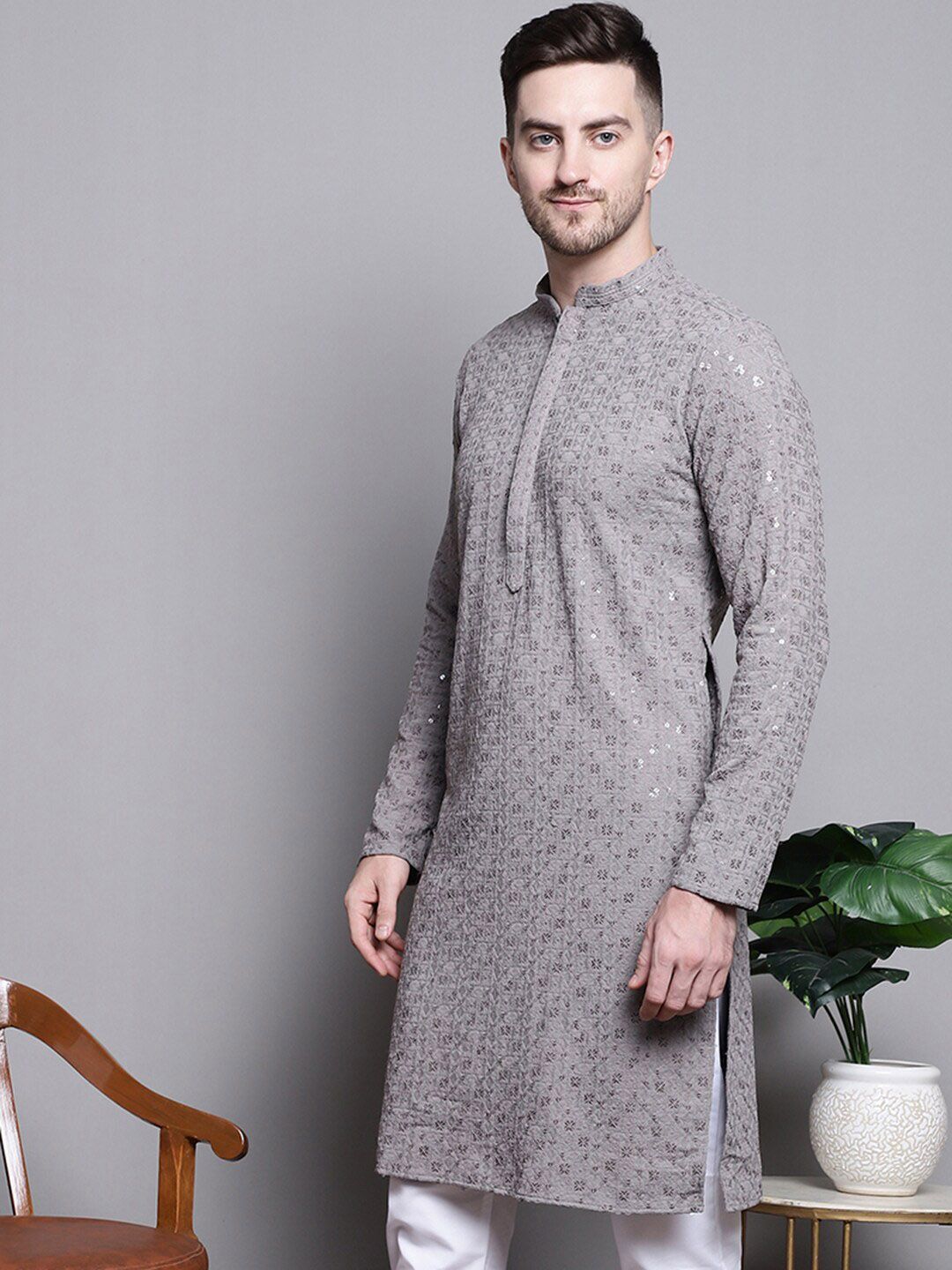 Jompers Ethnic Motifs Embroidered Sequinned Straight Kurta