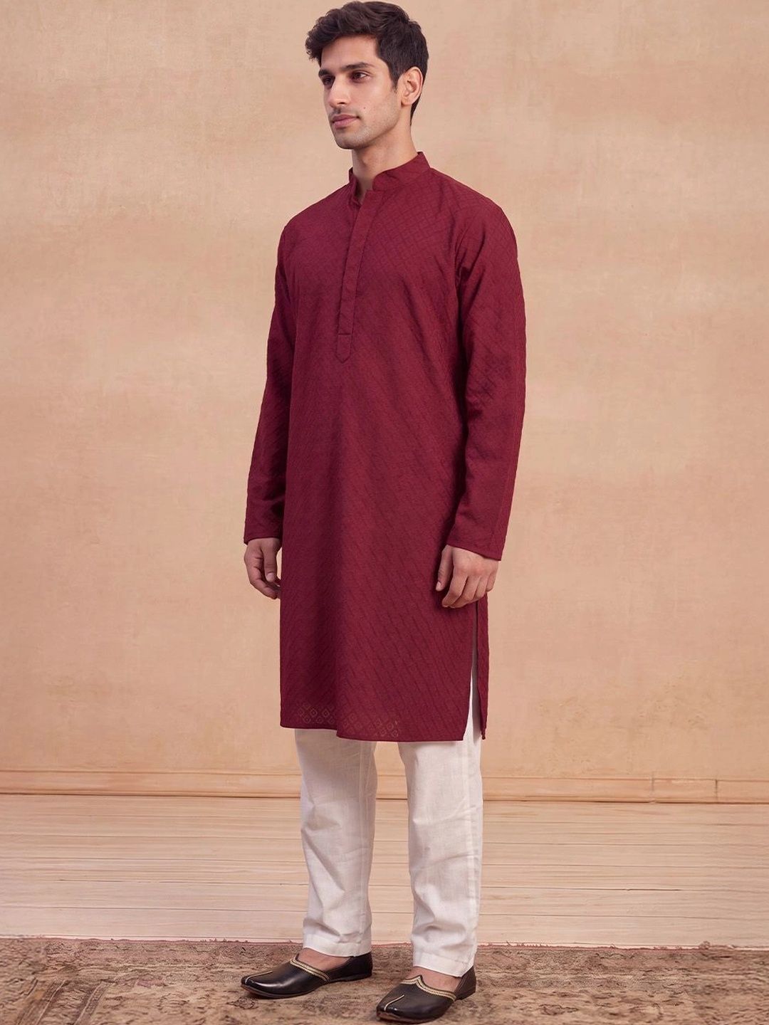 Rumah Chikankari Men Red Kurta