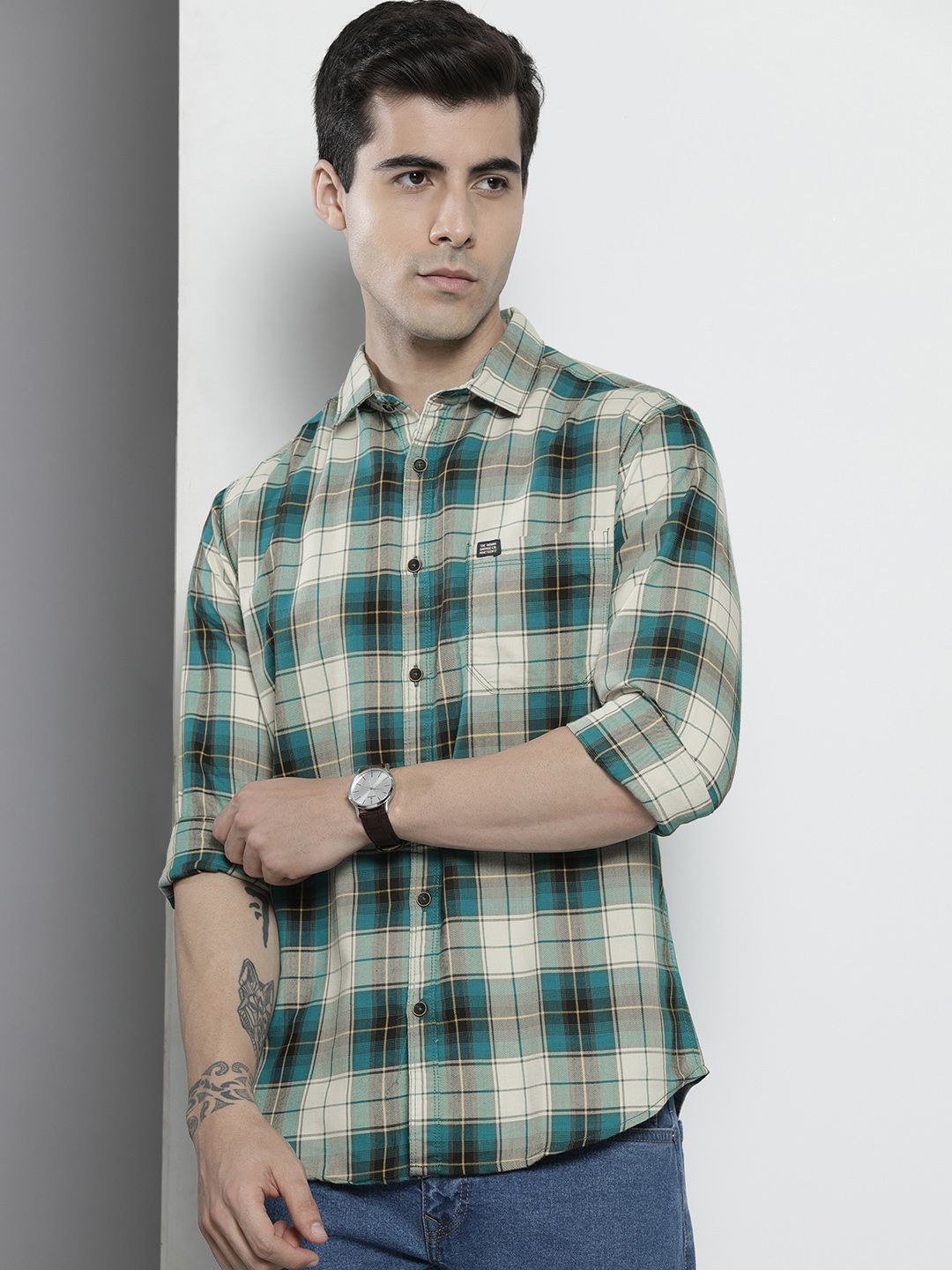 The Indian Garage Co Men Green Classic Checked Casual Shirt