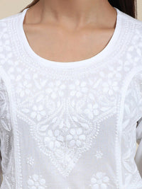 HOUSE OF KARI Women White Floral Embroidered Chikankari Kurta