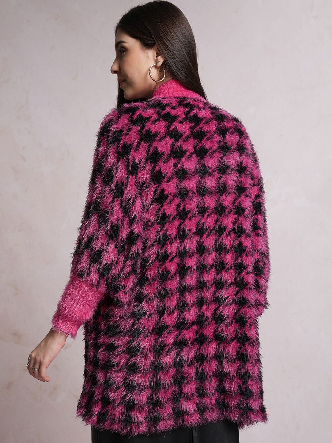 Tokyo Talkies Black Abstract Self Design Longline Front-Open Sweater