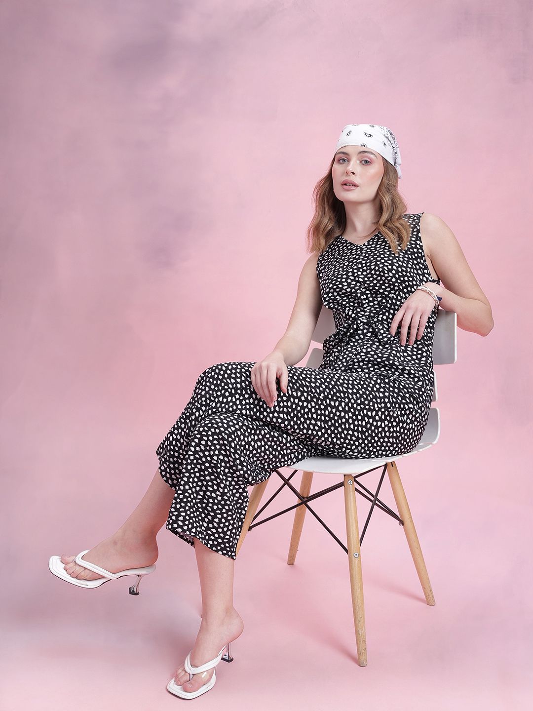 DressBerry Abstract Printed Basic Monochrome Jumpsuit