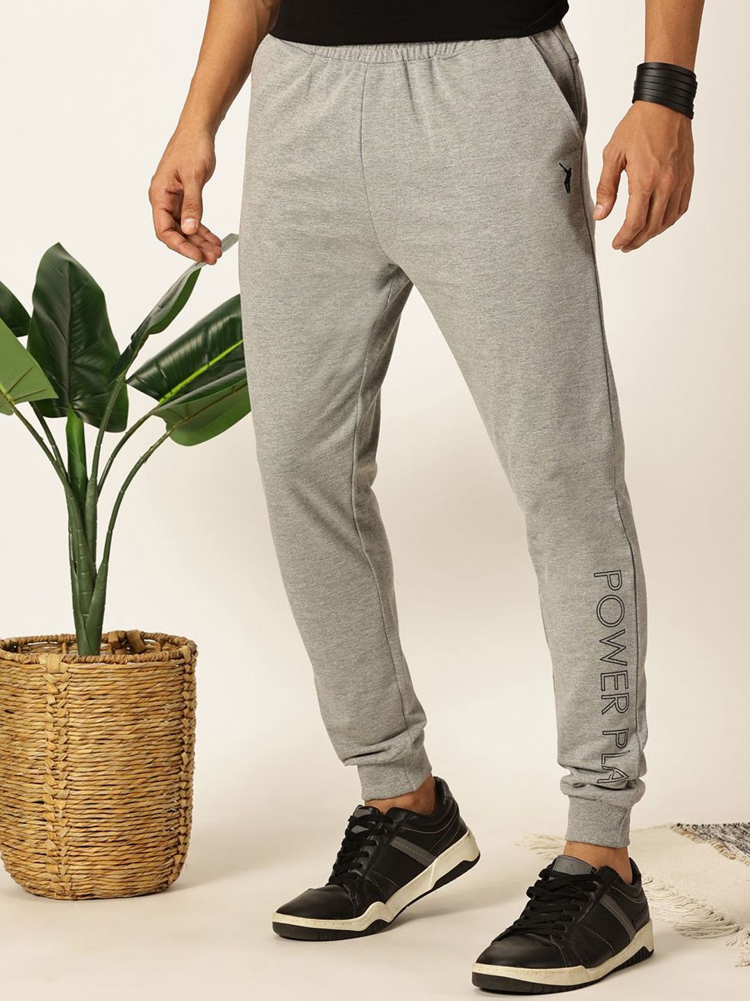 Thomas Scott Men Slim Fit Mid-Rise Joggers