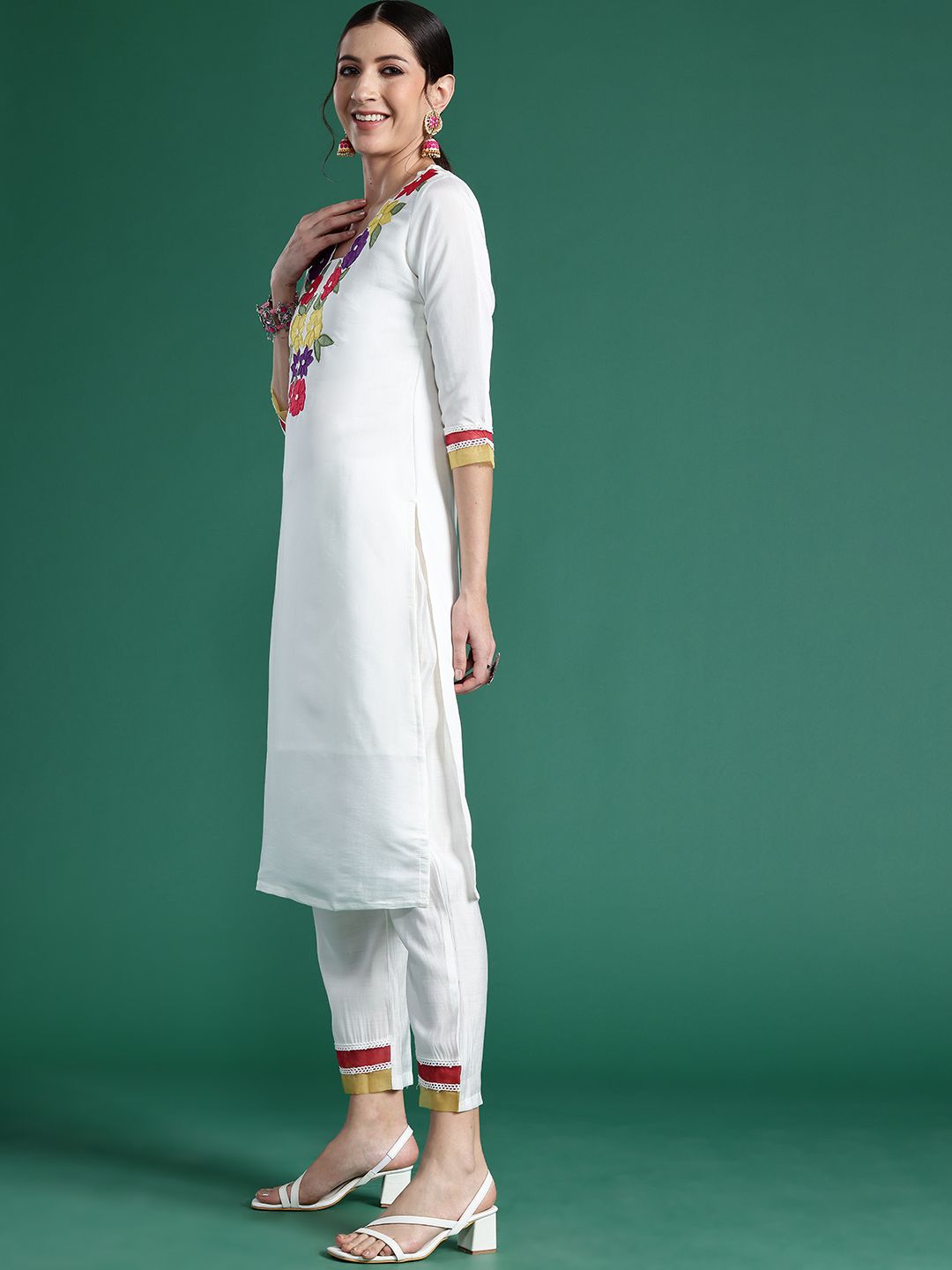 Indo Era Women Floral Embroidered Regular Patchwork Kurta with Trousers & With Dupatta