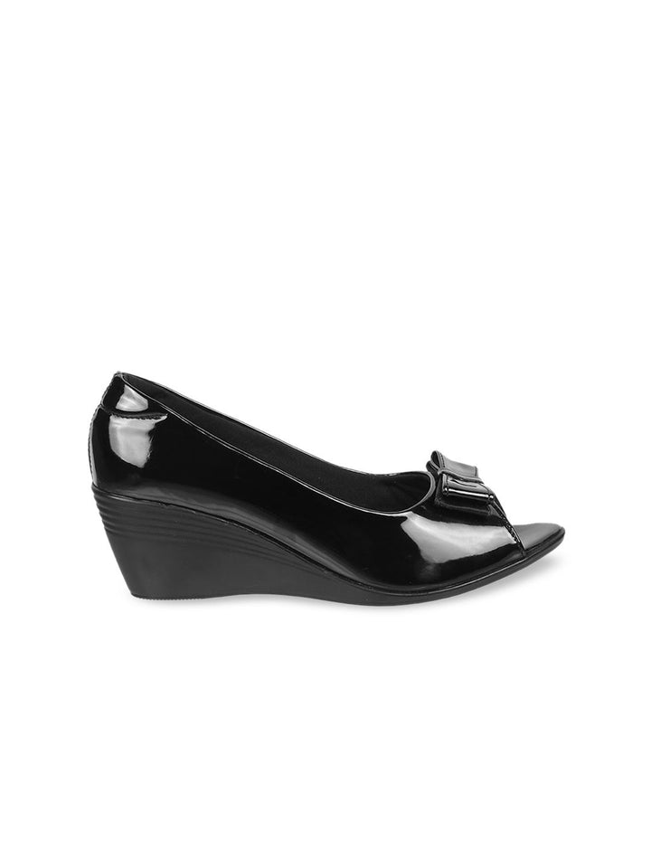 Metro Bows Embellished Peep Toes Wedge Heels