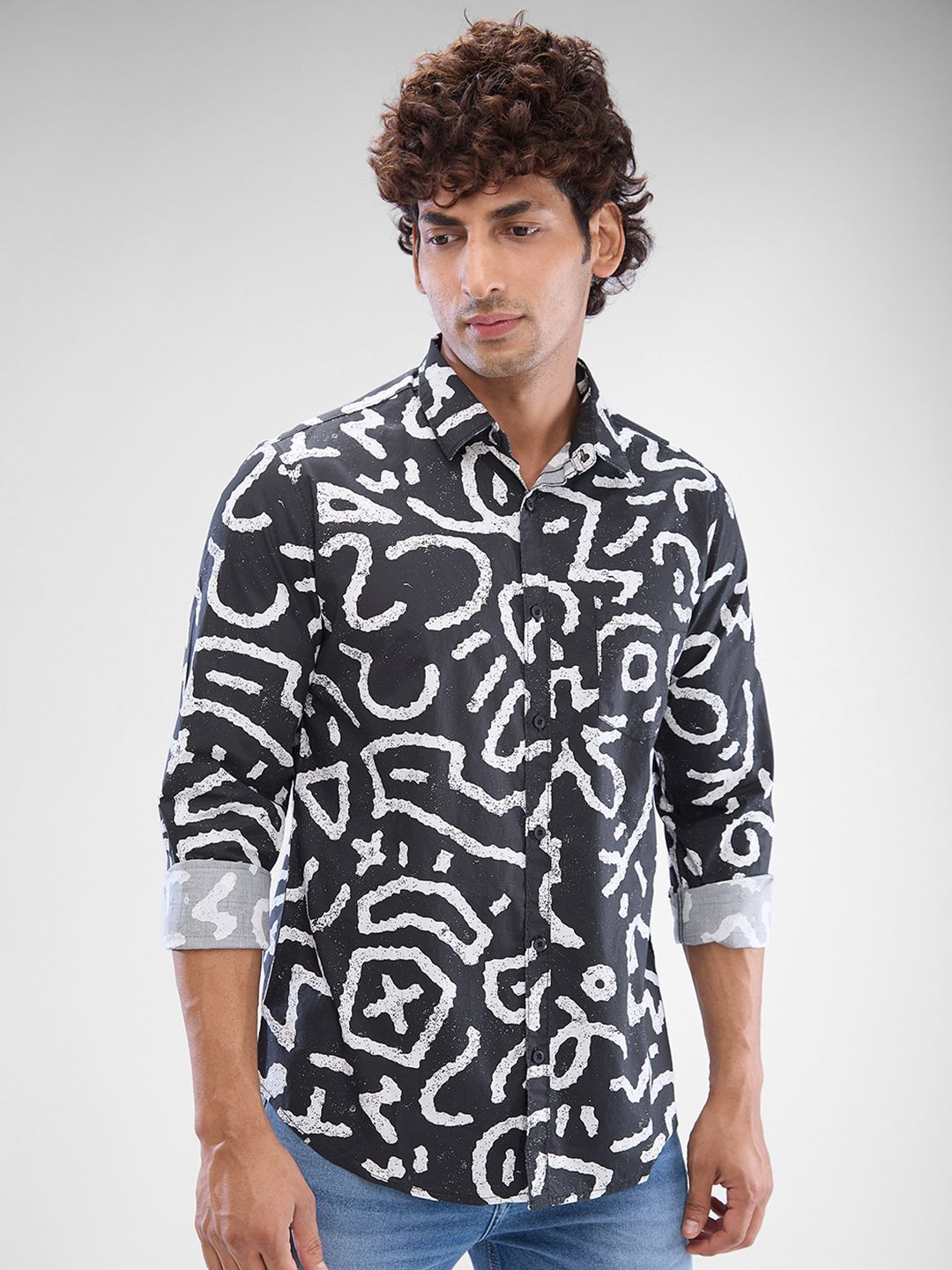 SPYKAR Men Slim Fit Opaque Printed Casual Shirt