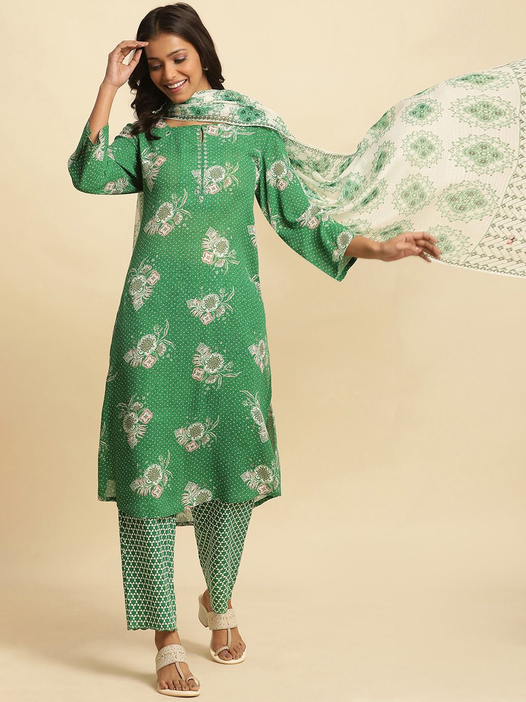 W Green Floral Printed Keyhole Neck Kurta