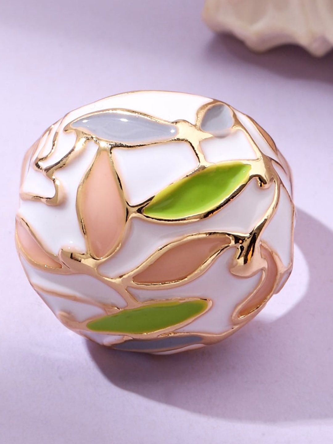 Cincin jari enamel berdaun asin