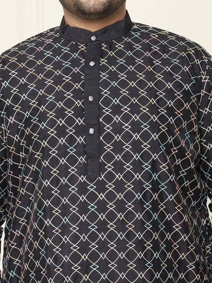 SOJANYA PLUS Embroidered Thread Work Kurta