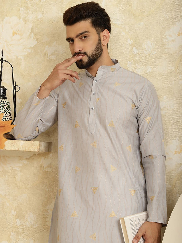 SOJANYA Geometric Woven Design Kurta Lurus Zari dengan Churidar