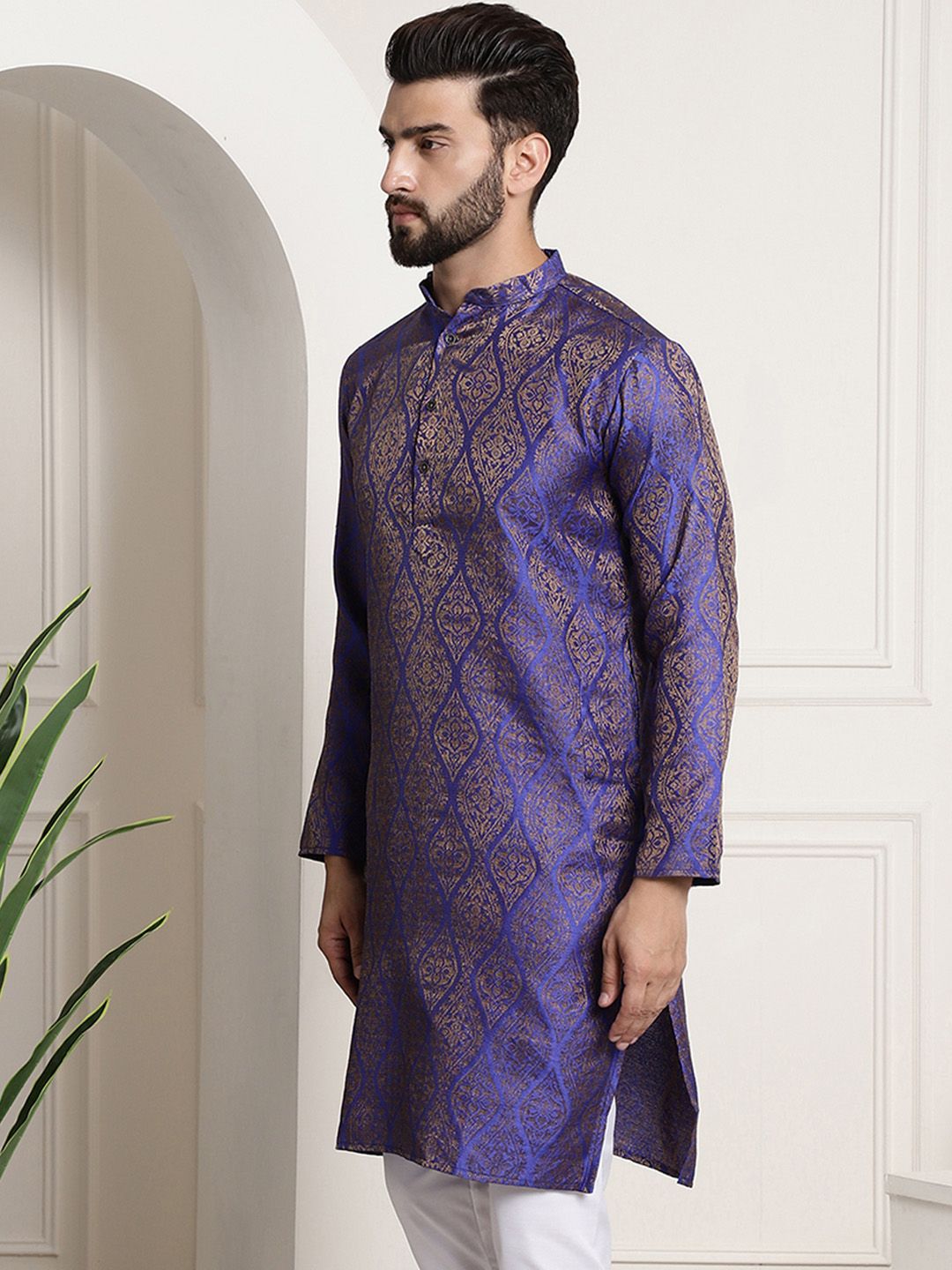 SOJANYA Ethnic Motifs Woven Design Band Collar Straight Kurta