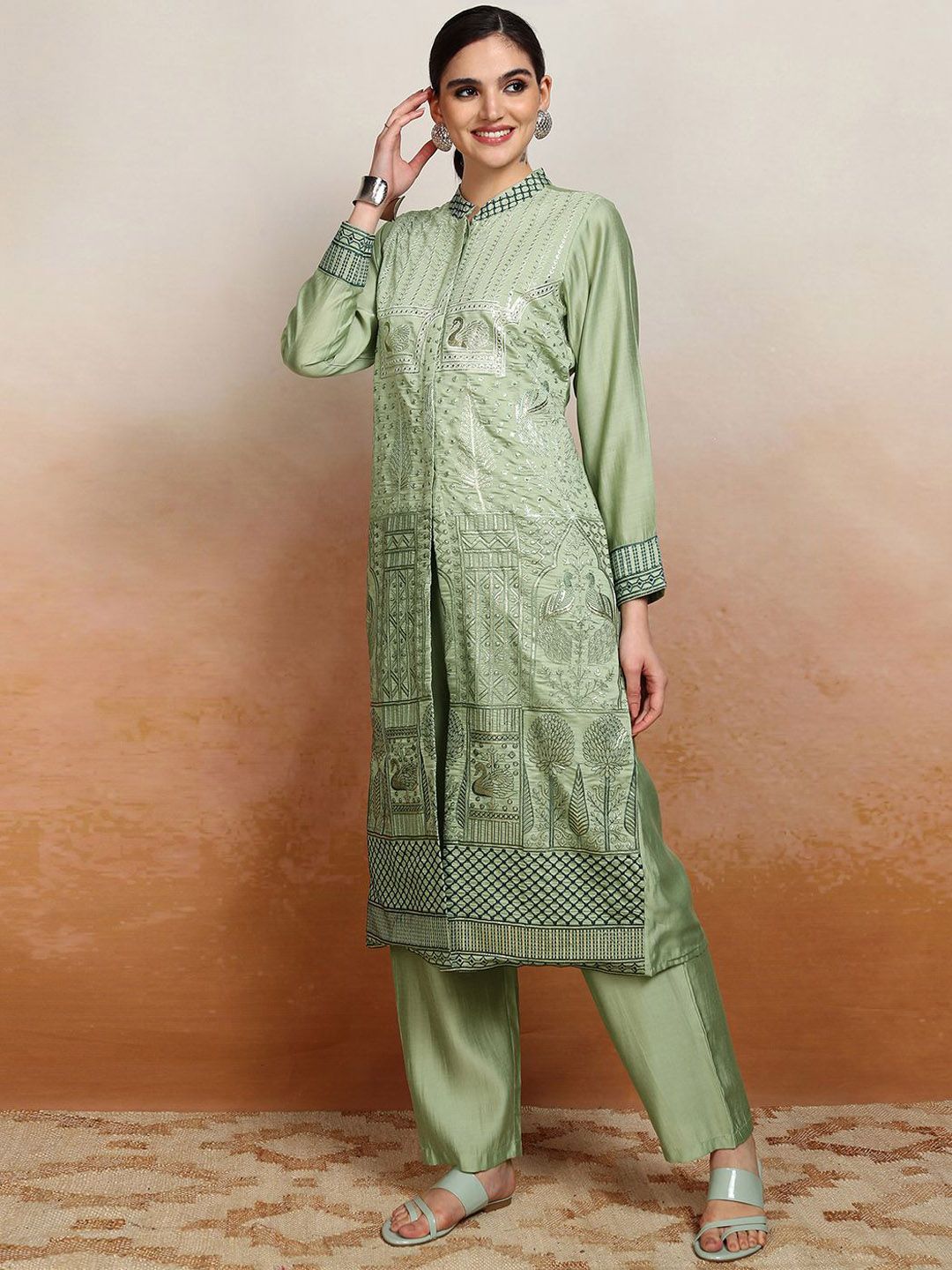 Vishudh Mandarin Collar Embroidered Kurta With Trouser