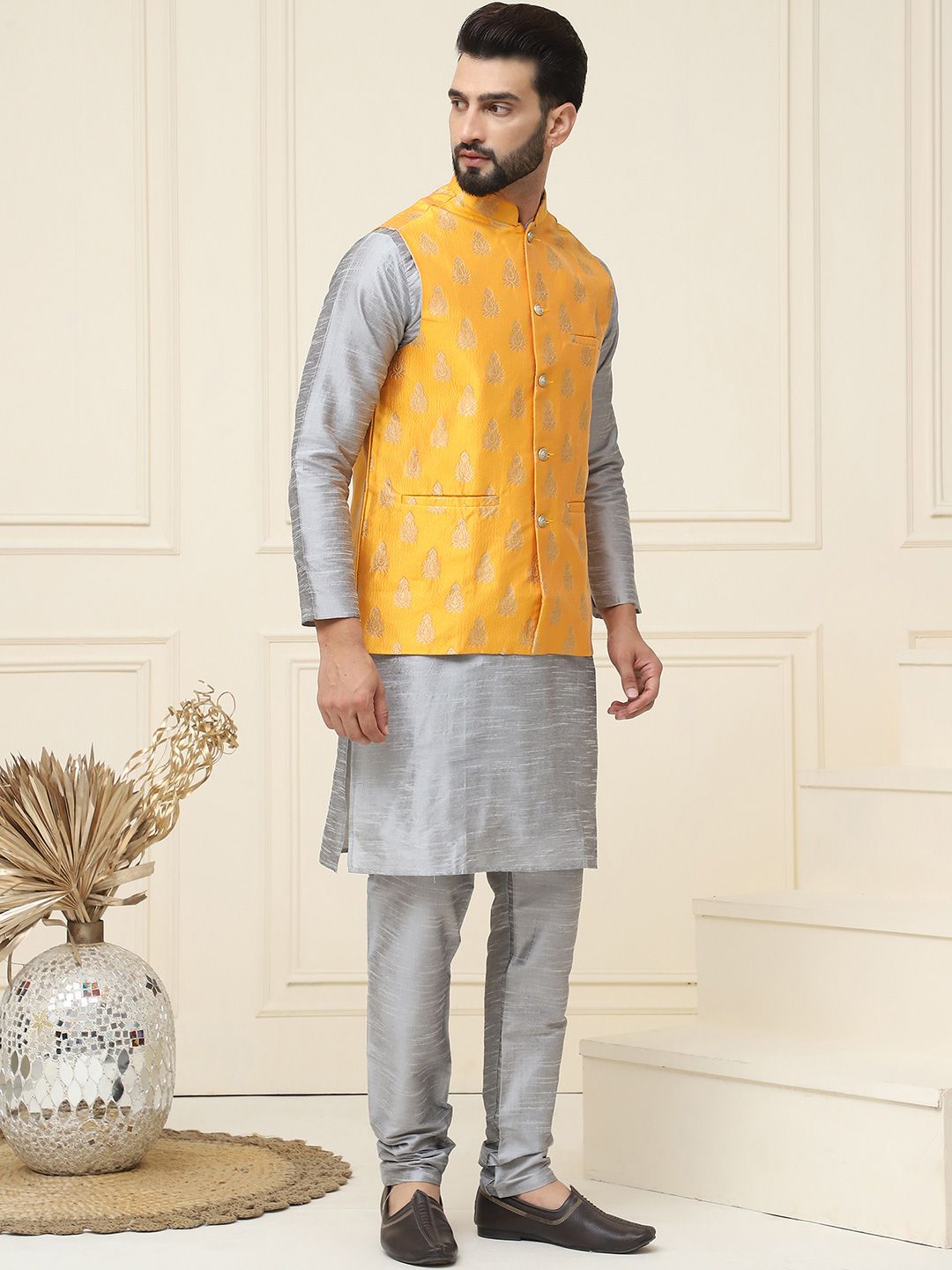 SOJANYA Men Grey & Mustard Yellow Kurta with Pyjamas & Woven Design Nehru Jacket