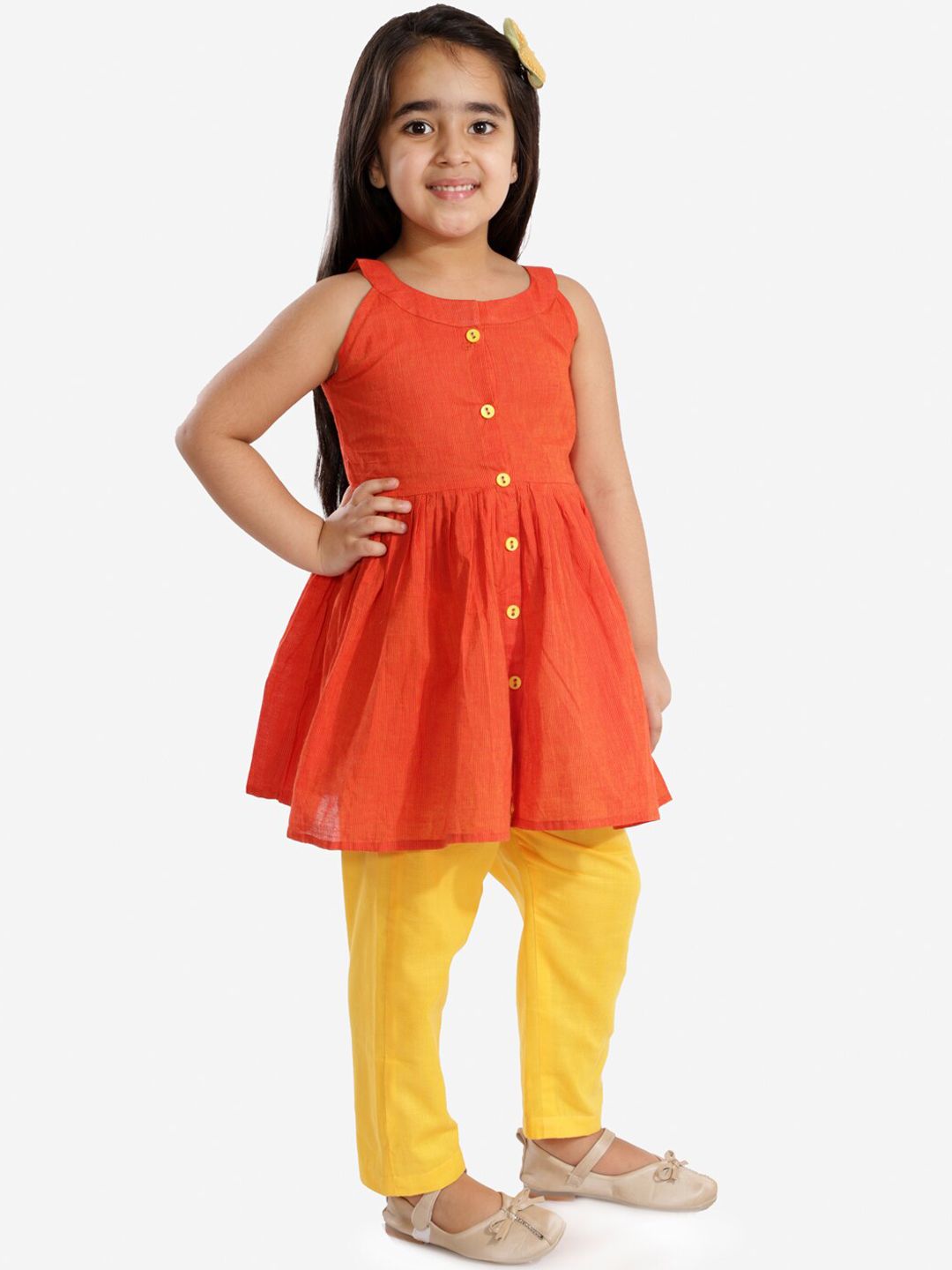 VASTRAMAY Girls Red Pure Cotton Kurta with Trousers