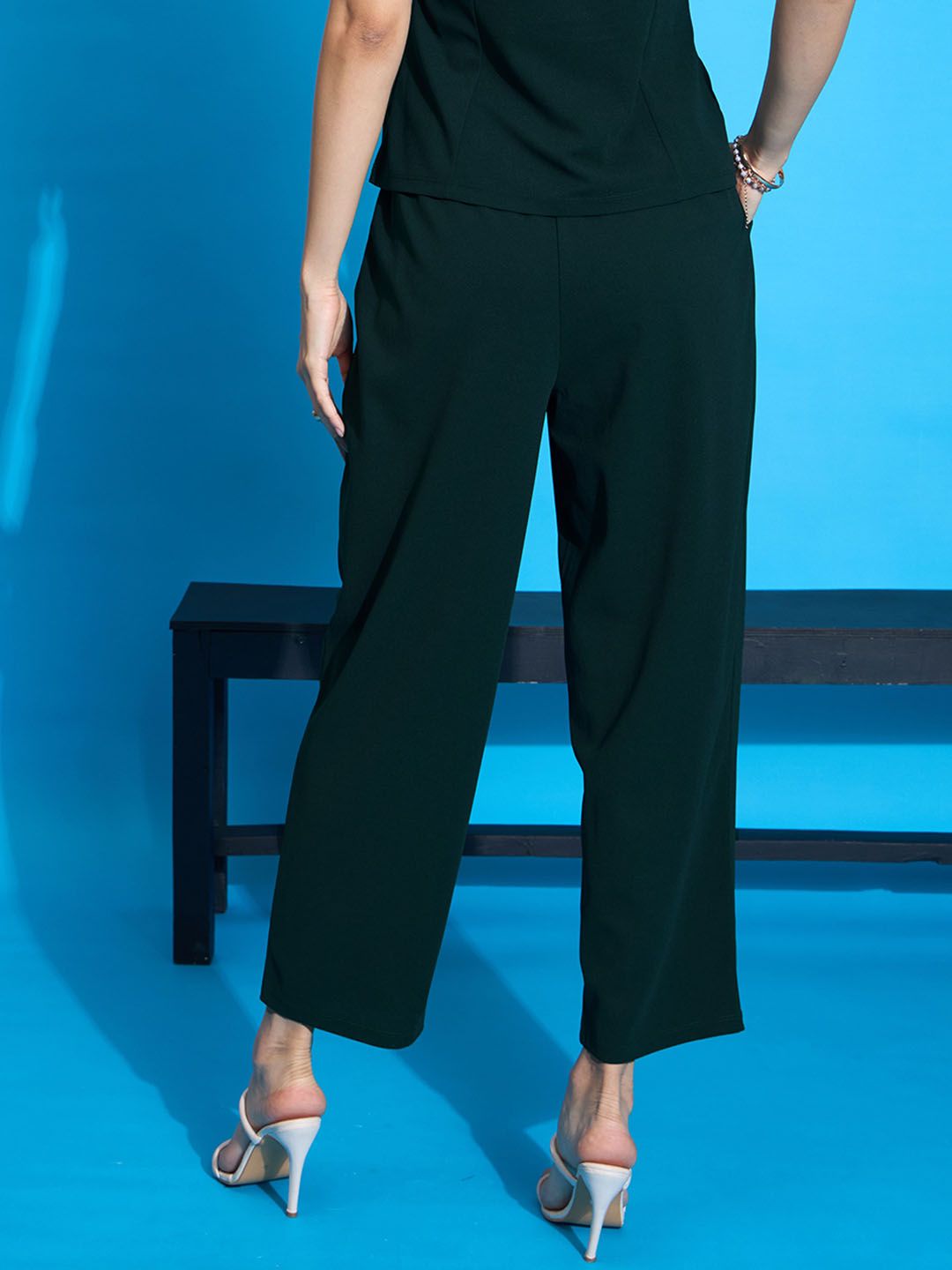 SASSAFRAS worklyf Women Mid-Rise Pleated Trousers