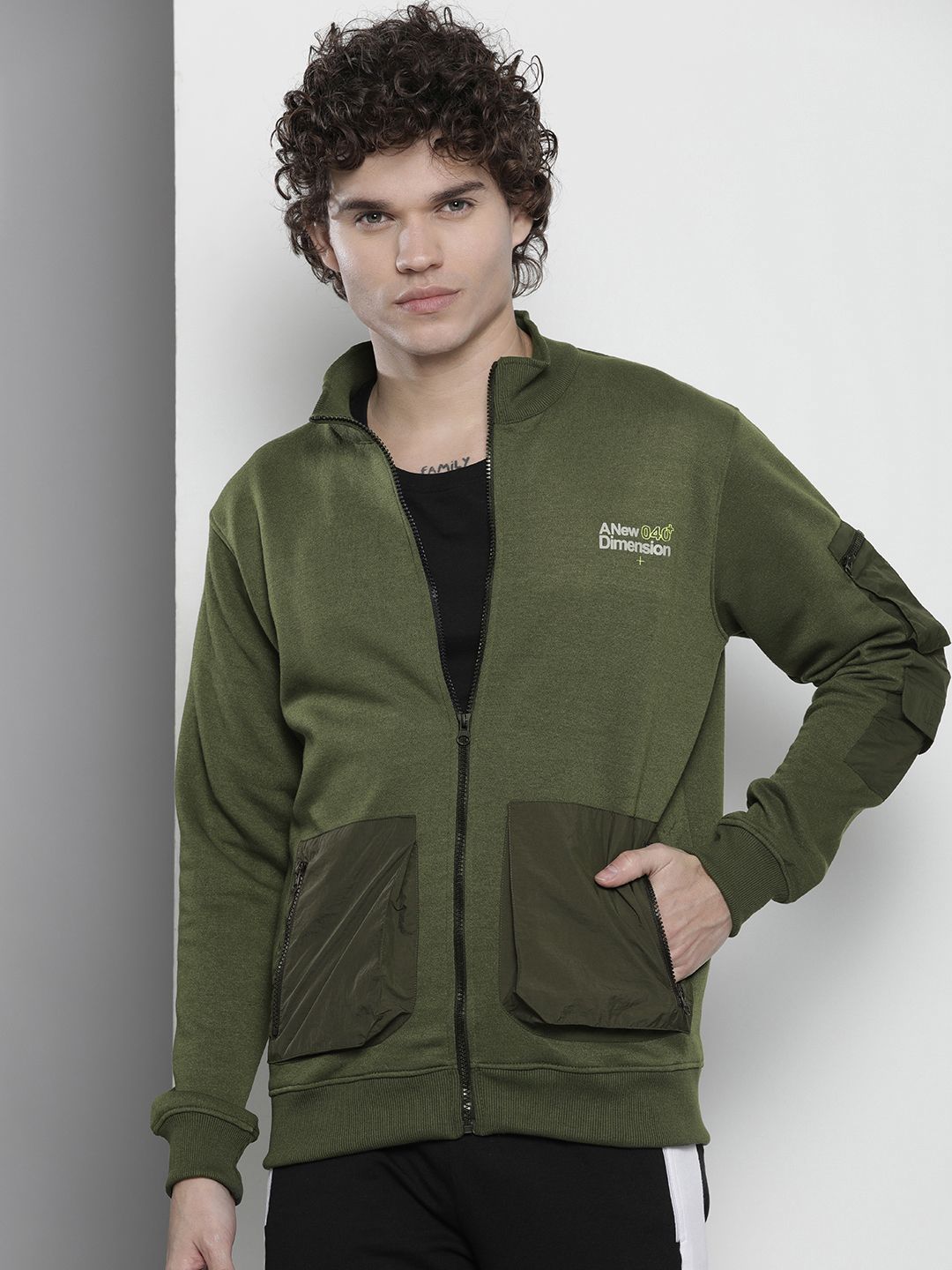 The Indian Garage Co Men Sweatshirt with Printed Detail