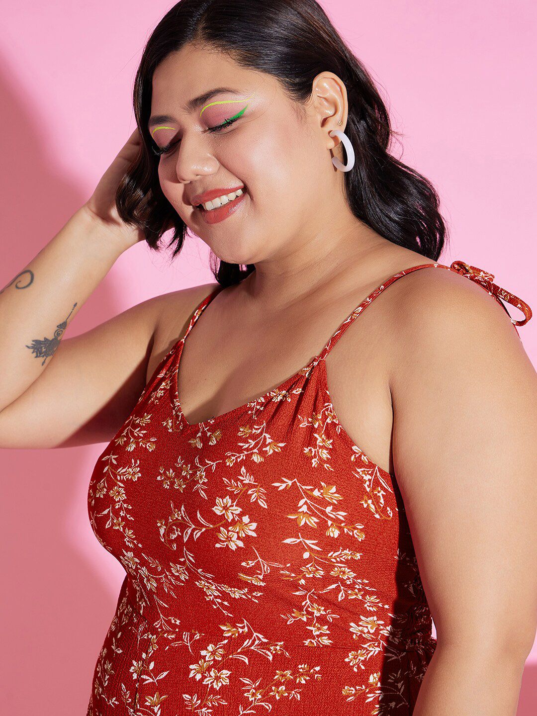 Berrylush Curve Plus Size Red & White Floral Printed Shoulder Straps Playsuit