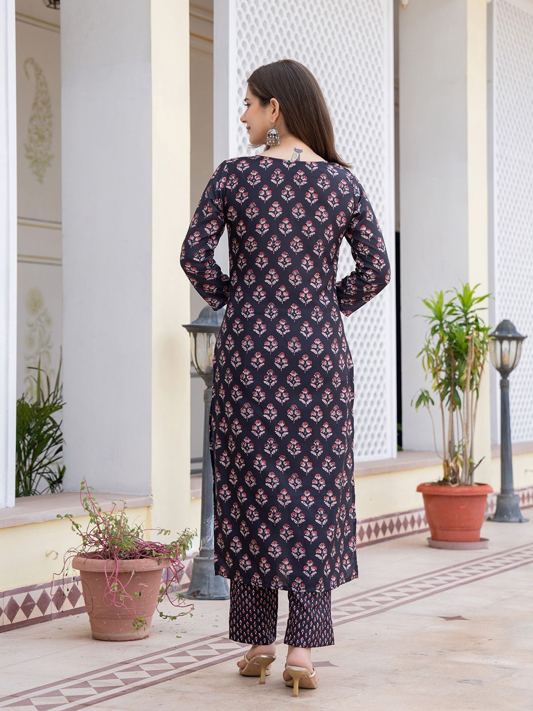 KALINI Floral Printed Round Neck Straight Kurta With Trousers & Dupatta