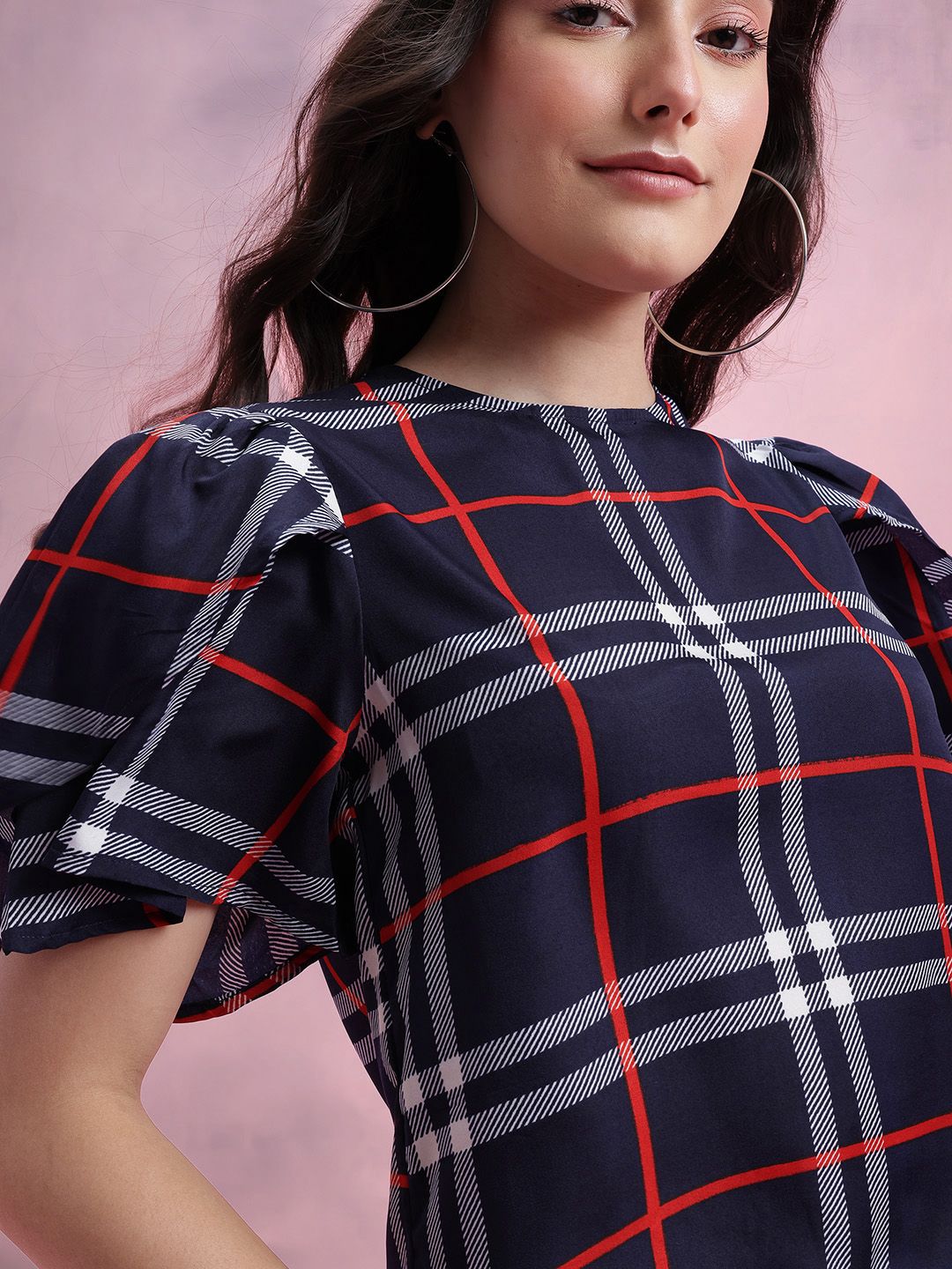 DressBerry Checked Tulip-Style Flared Sleeves Top