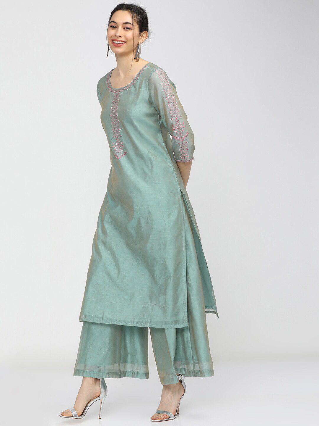 Vishudh Women Blue & Pink Regular Kurta with Trousers & Dupatta