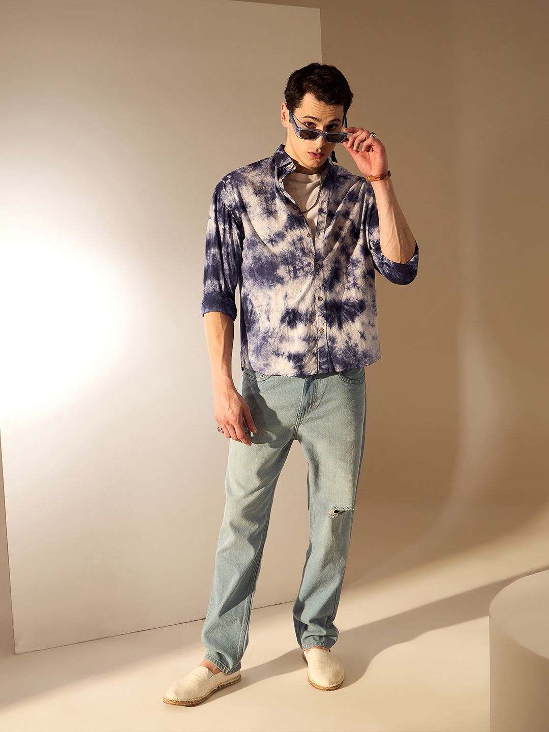 DENNISON Men Relaxed Spread Collar Dyed Cotton Oversized Casual Shirt