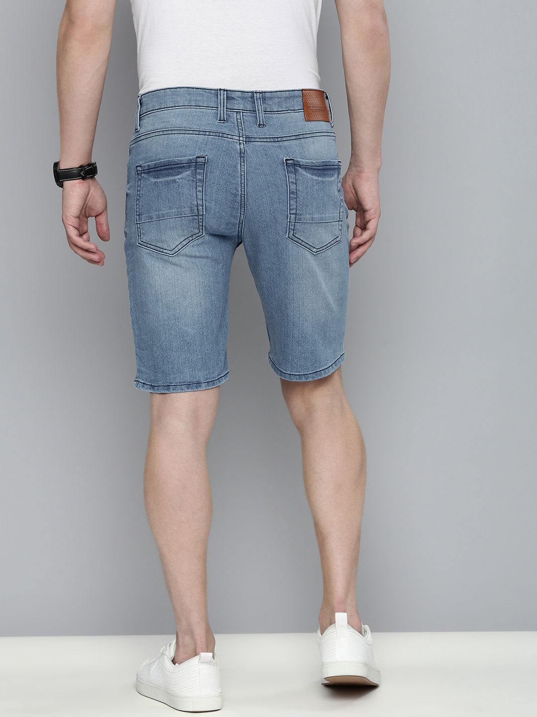 The Indian Garage Co Men Blue Washed Slim Fit Denim Shorts