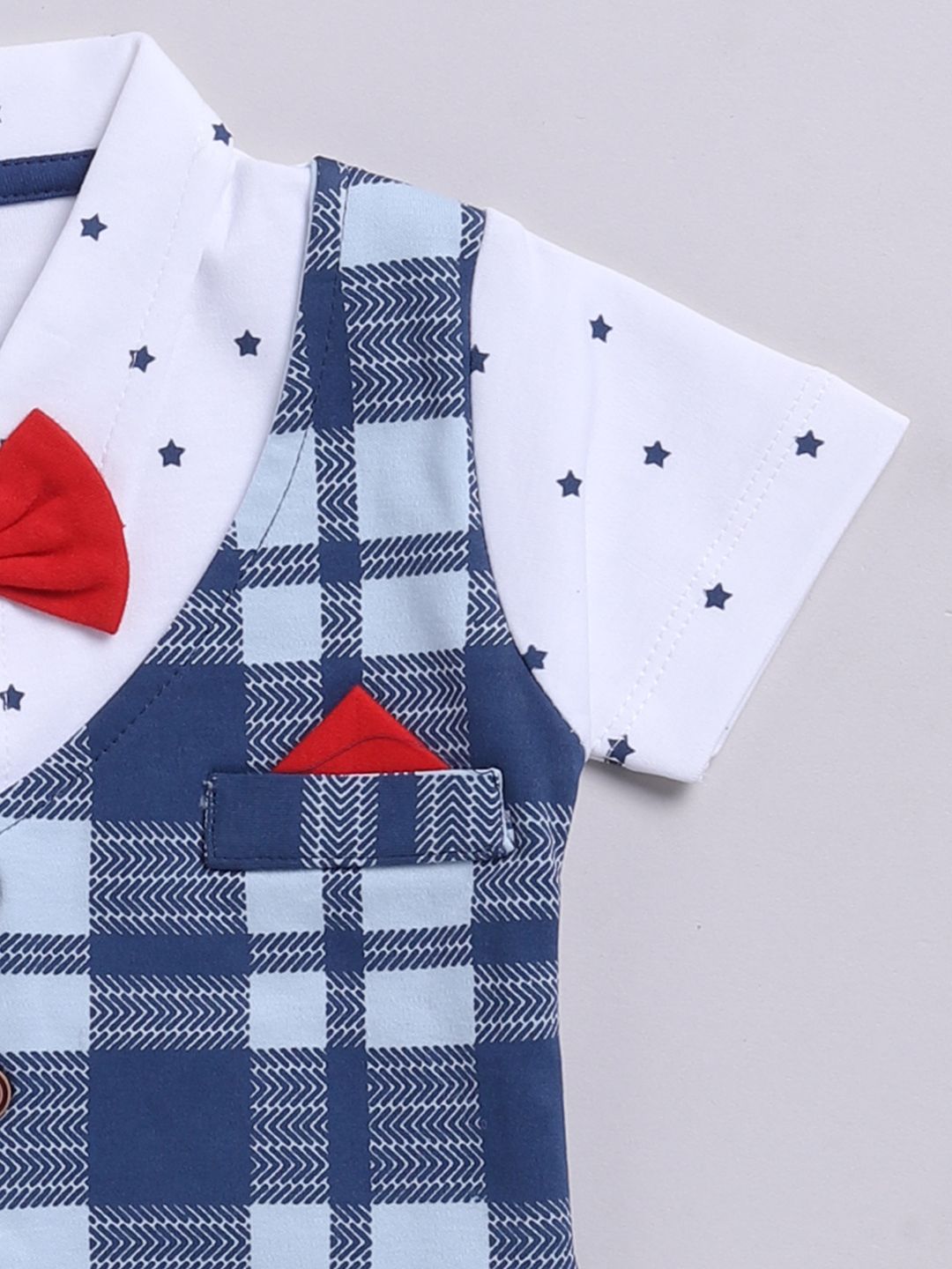 Moms Love Infant Boys Checked Pure Cotton Clothing Set