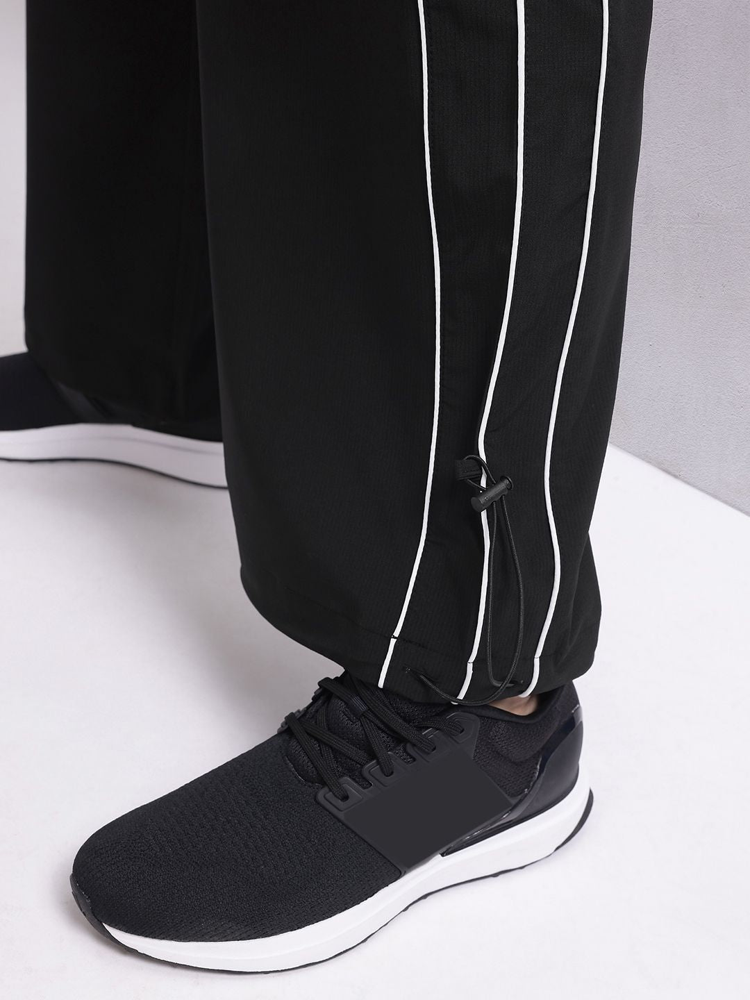 HRX by Hrithik Roshan Women Contrast Piping Rapid-Dry Flared Training Track Pants