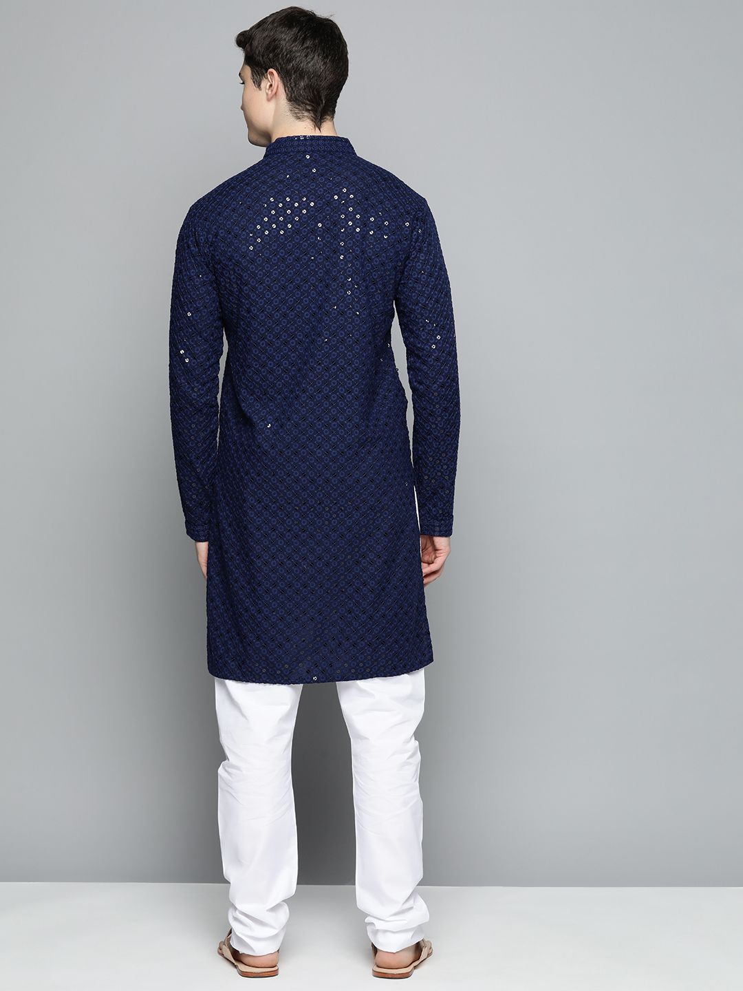 Jompers Men Floral Embroidered Chikankari Pure Cotton Kurta with Churidar