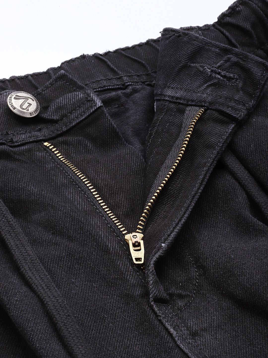 The Indian Garage Co Men Pleated Relaxed Fit Pure Cotton Jeans