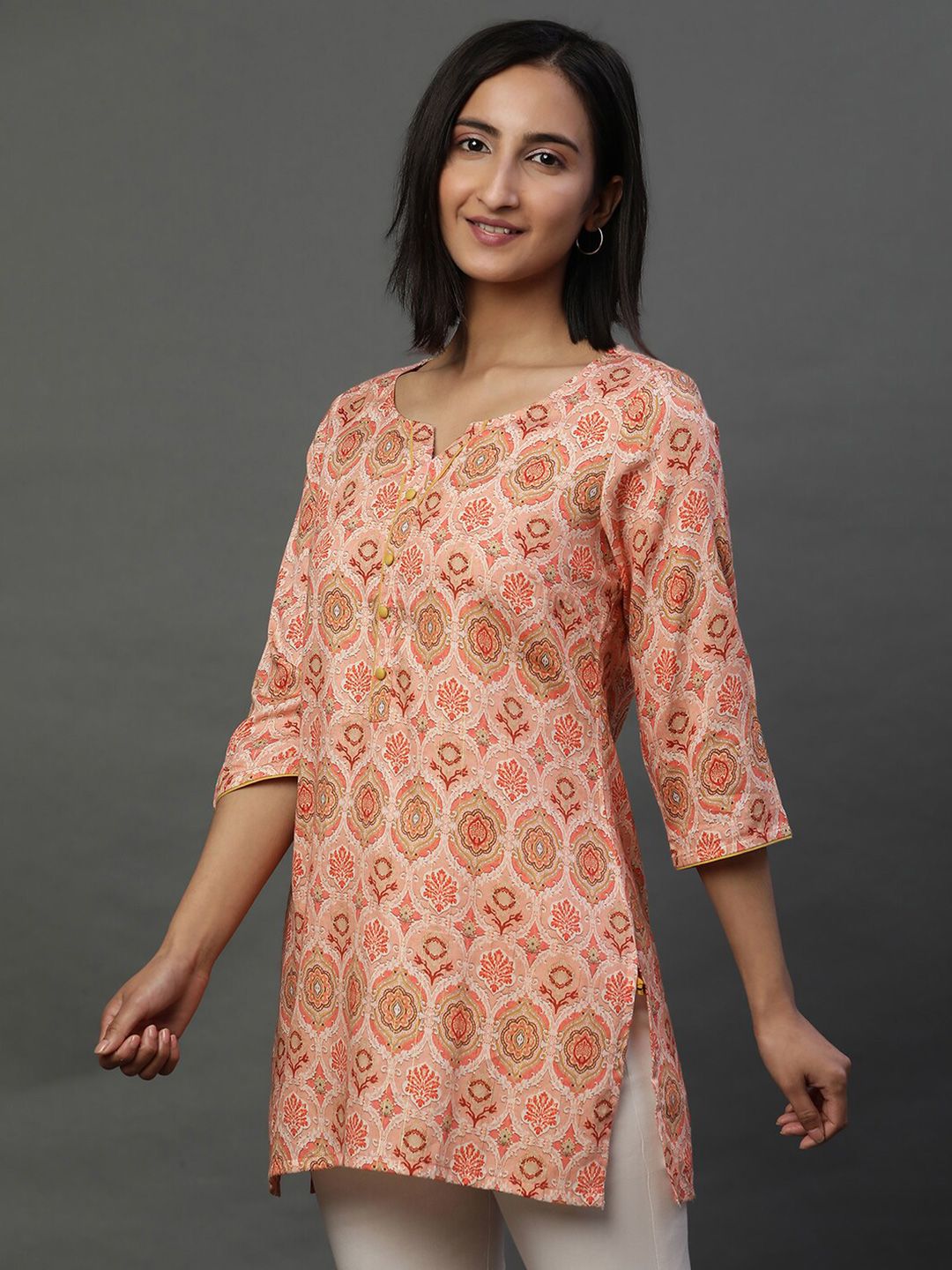 AURELIA Ethnic Motifs Printed Notched Neck Straight Kurti