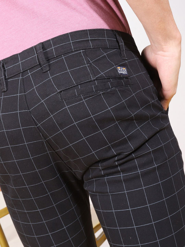 The Indian Garage Co Men Black Slim Fit Checked Chinos