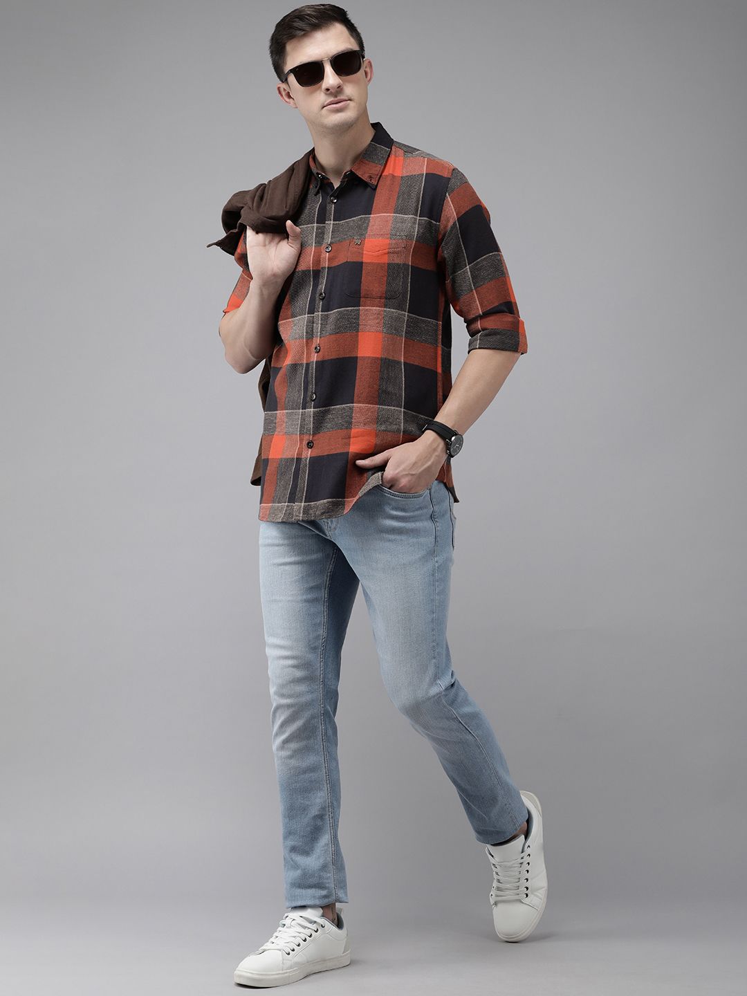 THE BEAR HOUSE Men Orange & Navy Blue Pure Cotton Slim Fit Buffalo Checked Casual Shirt